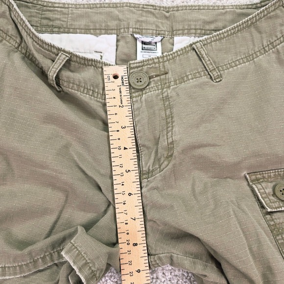 The North Face A5 Series Women Distressed Cargo Shorts Olive Green Ripstop Sz 10 - Picture 6 of 9